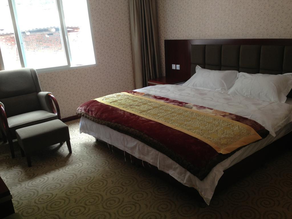 Jiuzhaigou Man Jiang Hong Hotel Habitación foto